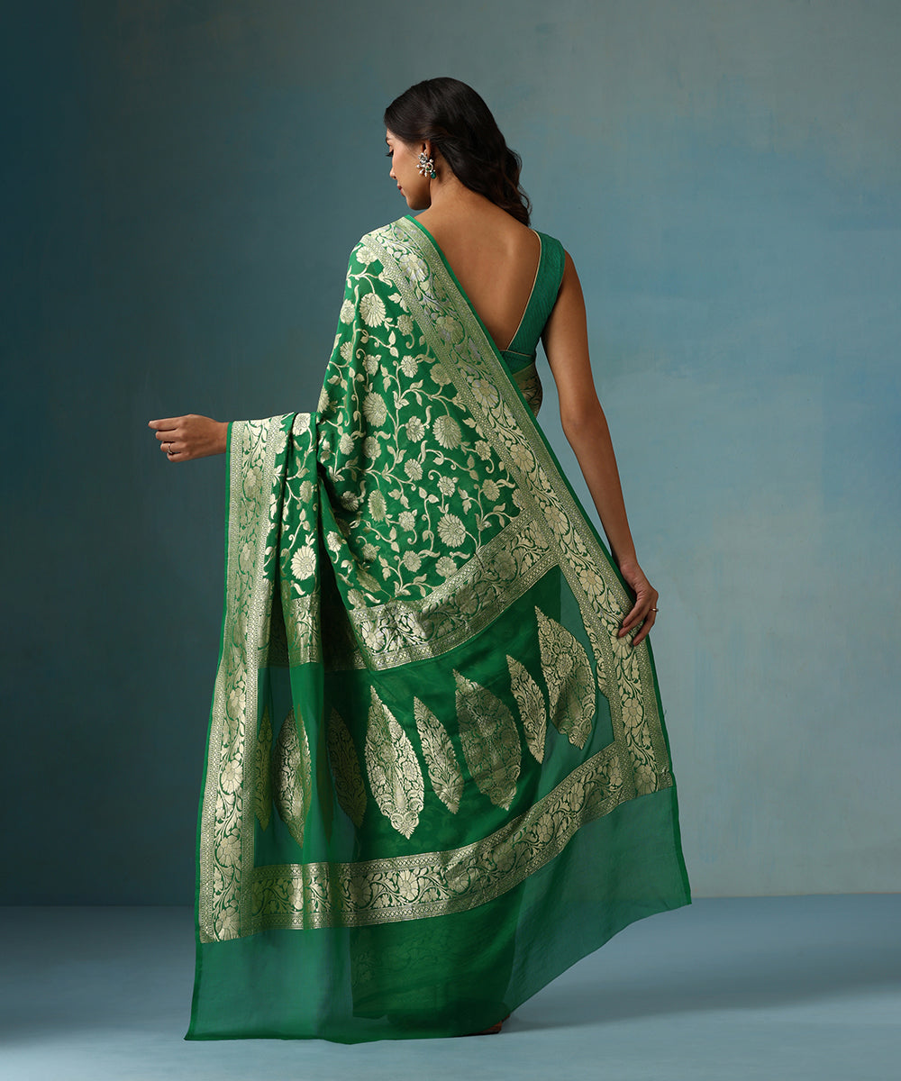 Handloom_Green_Pure_Georgette_Banarasi_Saree_With_Allover_Cutwork_Floral_Jaal_WeaverStory_03