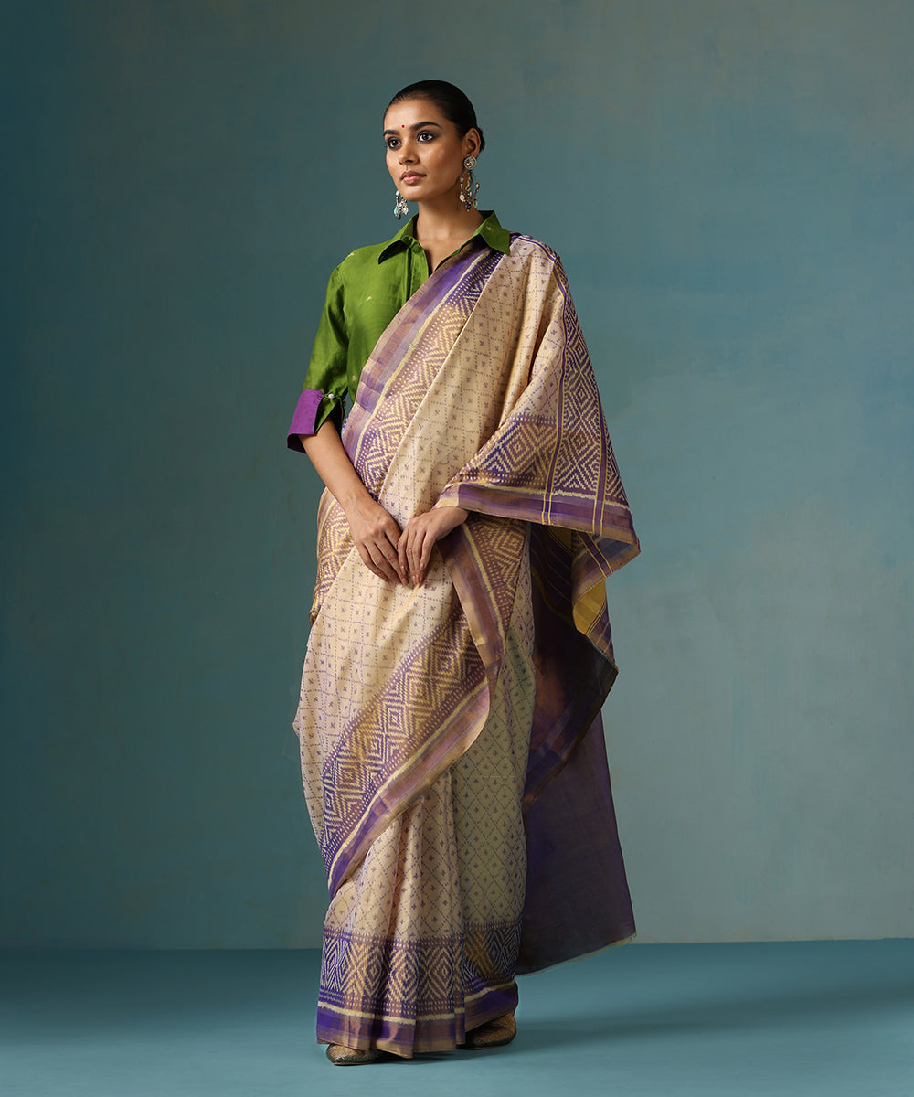 Handloom_Beige_And_Blue_Double_Shade_Pure_Mulberry_Silk_Ikat_Patola_Saree_WeaverStory_02