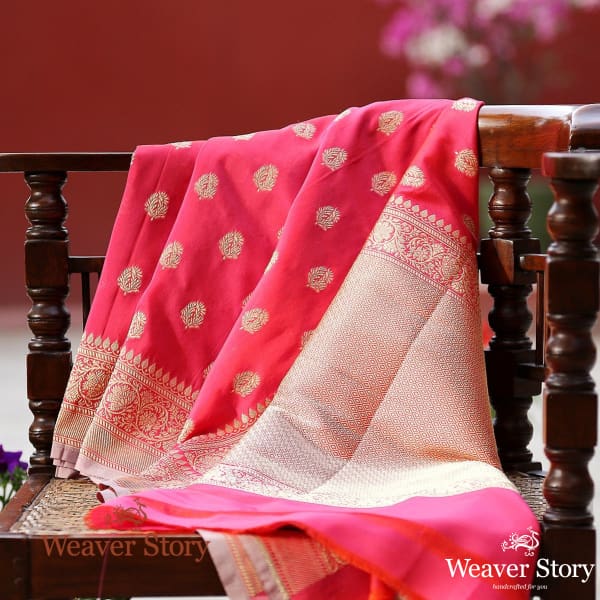 Handwoven_Pink_and_Peacg_Dual_Tone_Banarasi_Dupatta_with_Traditional_Motifs_WeaverStory_01