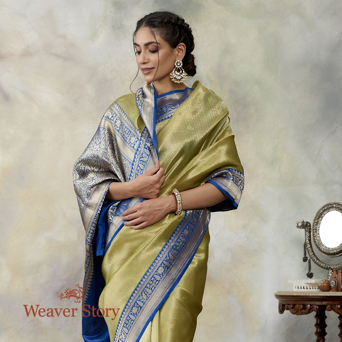 Handwoven_Green_Kora_Tanchoi_Saree_with_Royal_Blue_Border_WeaverStory_01