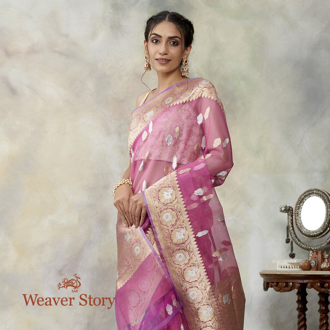 Handwoven_Berry_Pink_Kadhwa_Booti_Kora_Silk_Banarasi_Saree_WeaverStory_01