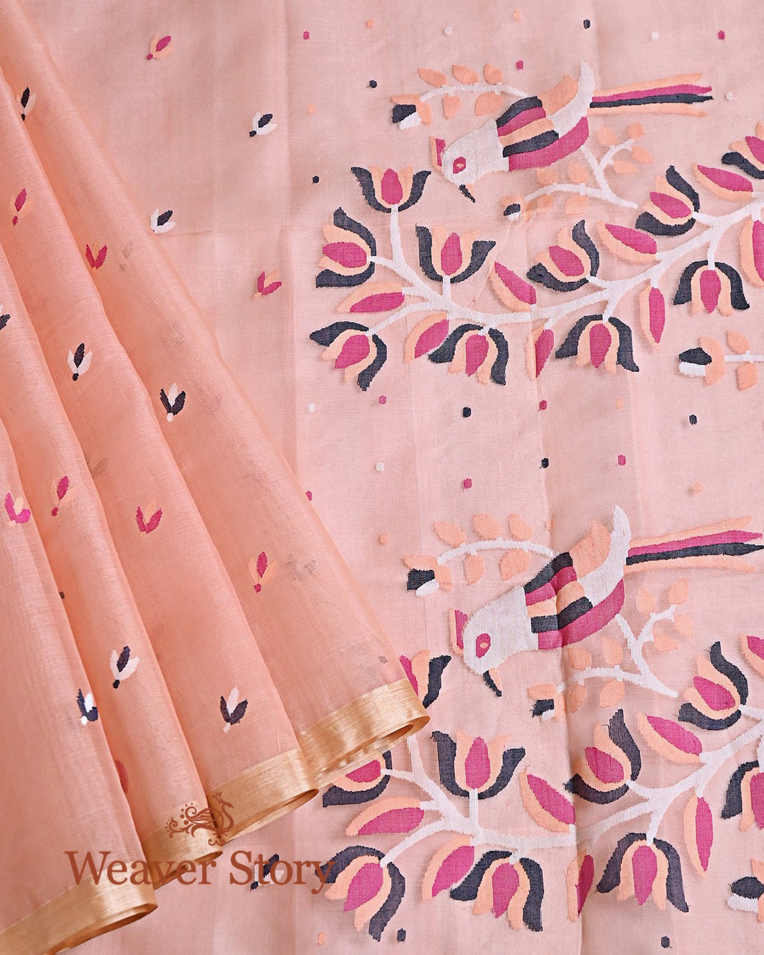Handwoven_Peach_Silk_Muslin_Jamdani_Saree_WeaverStory_01