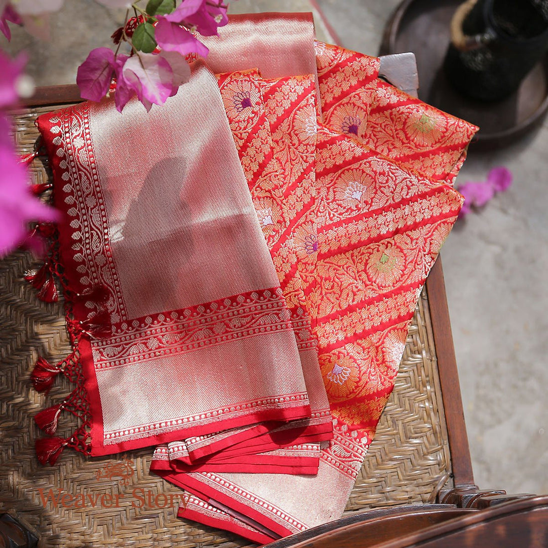 Handloom_Pink_Aada_Kimkhab_Dupatta_WeaverStory_01