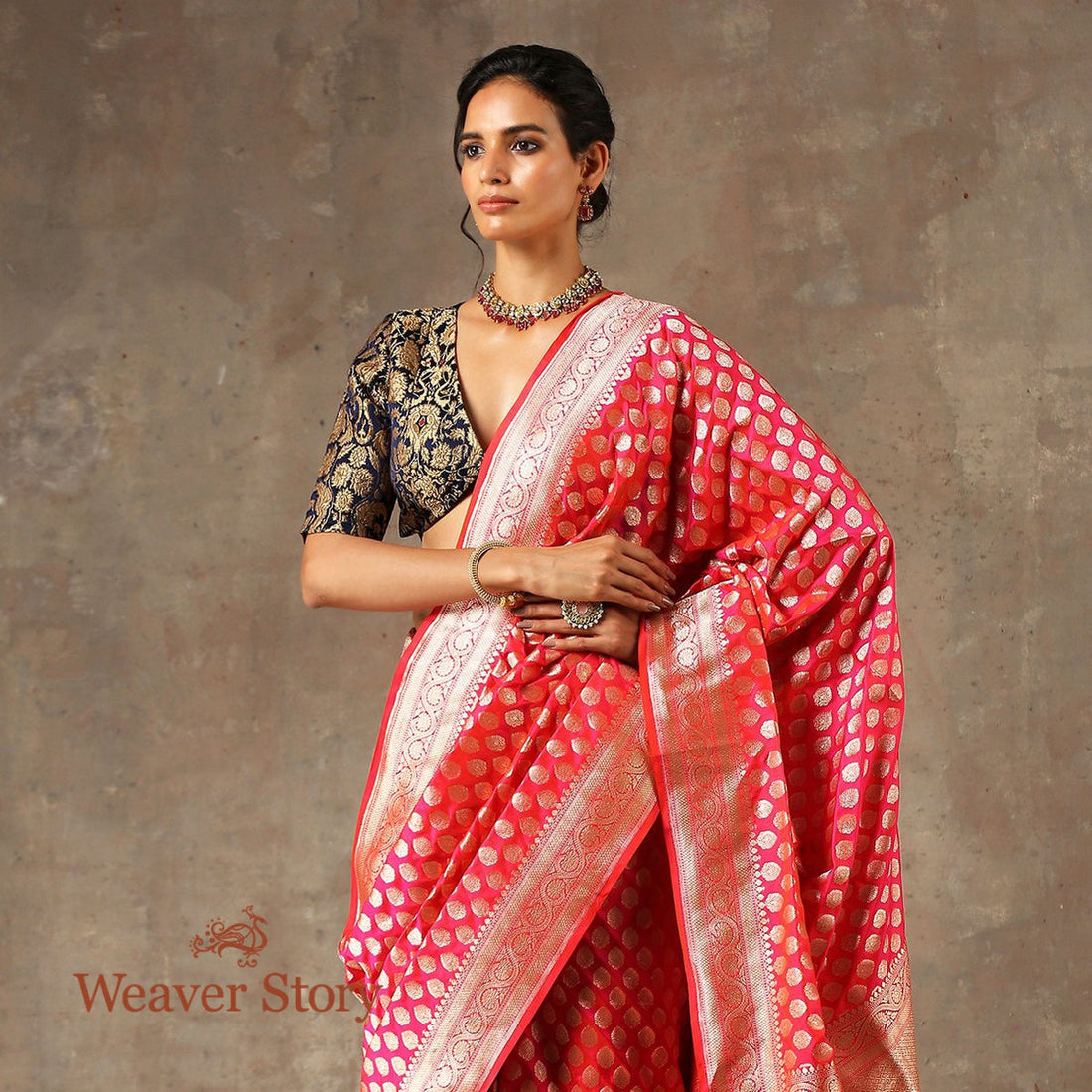 Handwoven_Pink_Cutwork_Booti_Banarasi_Saree_WeaverStory_01