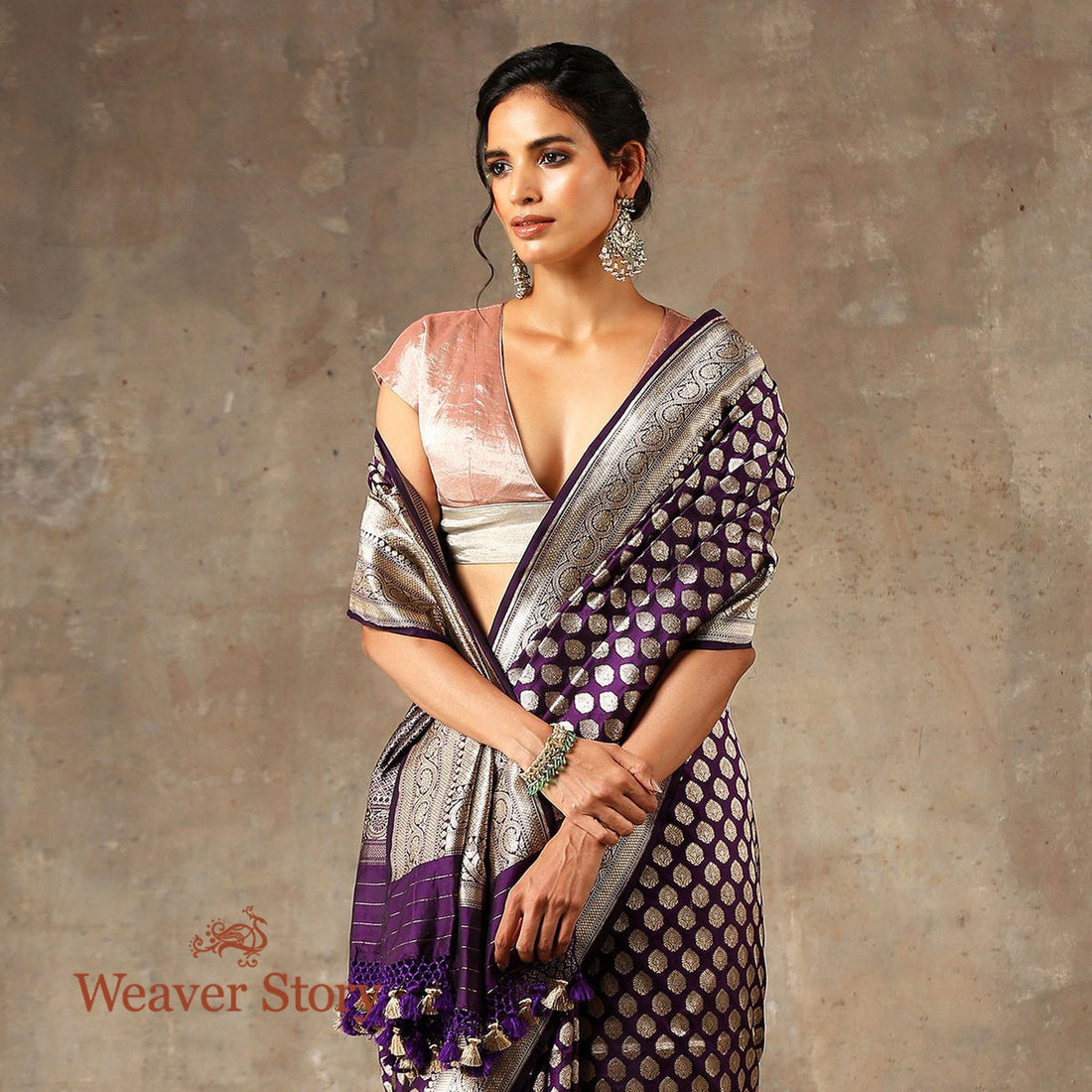 Handwoven_Purple_Banarasi_Saree_with_Zari_Booti_WeaverStory_01