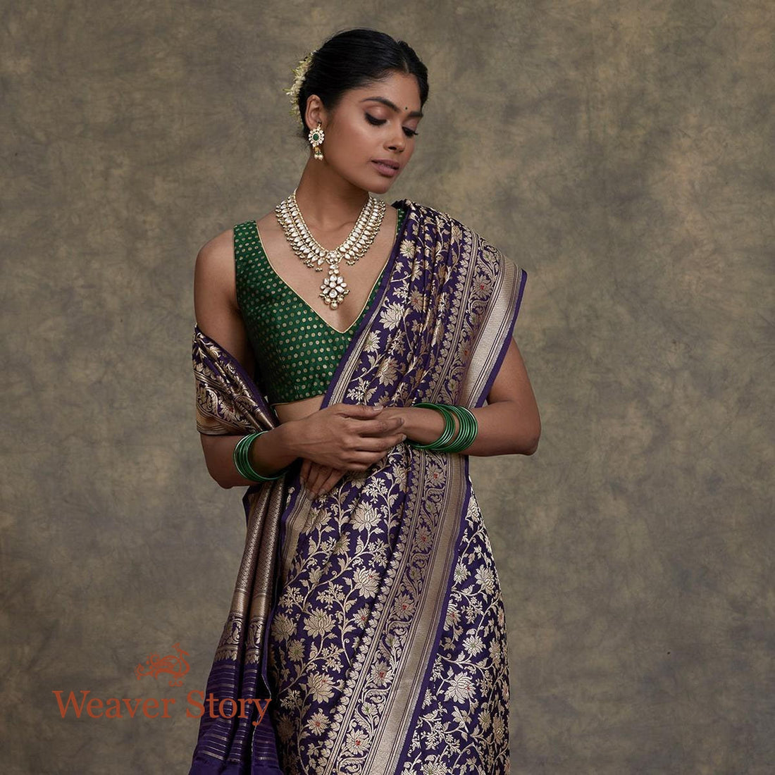 Handwoven_Purple_Ektara_Meenakari_Jangla_Saree_WeaverStory_01