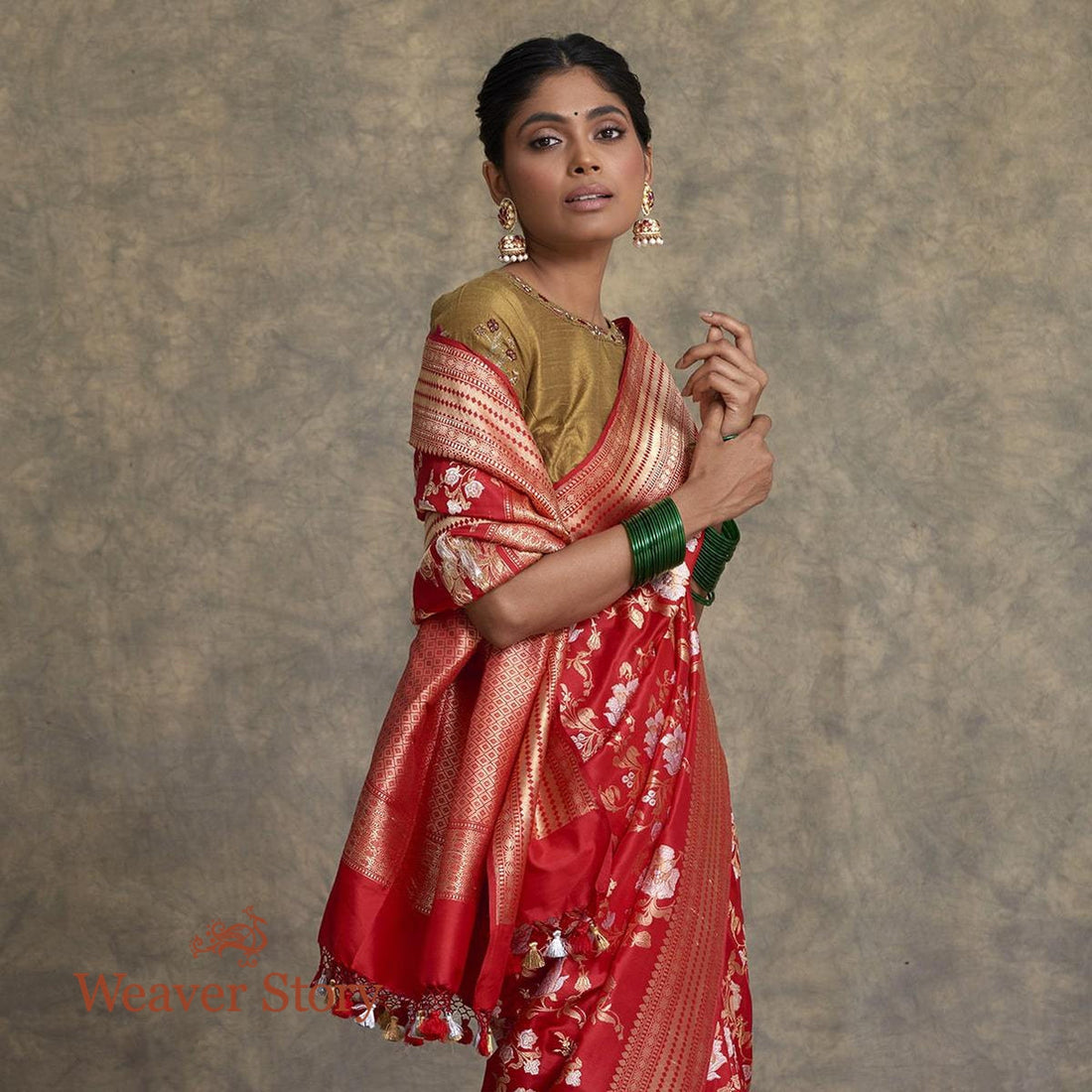 Handwoven_Red_Sona_Rupa_Jangla_Saree_WeaverStory_01