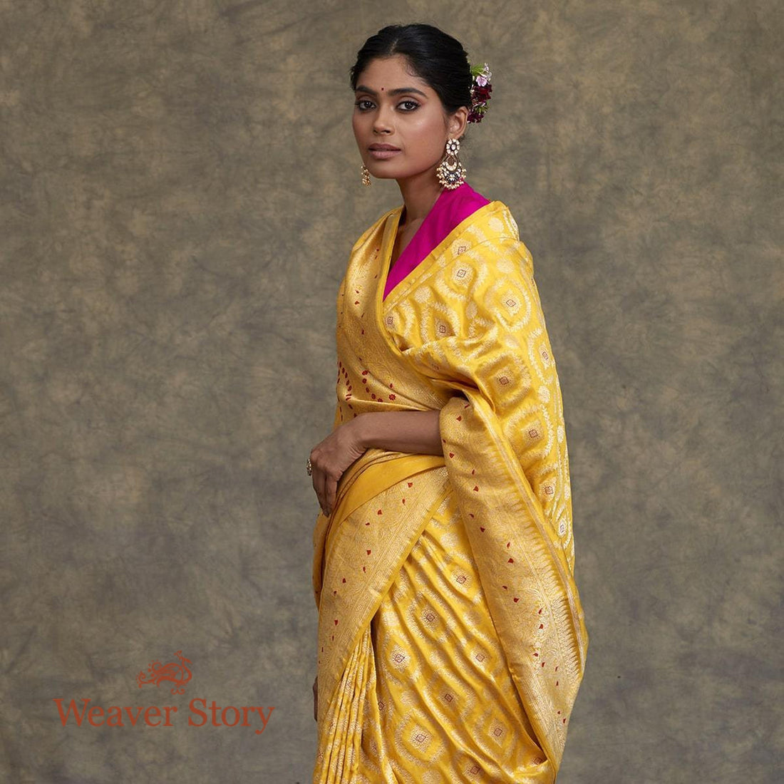 Handwoven_Yellow_Kadhwa_Jangla_Saree_with_Meenakari_WeaverStory_01