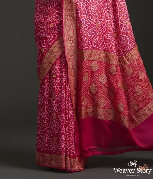 Handwoven_Banarasi_Bandhej_Saree_in_Pink_color_WeaverStory_03