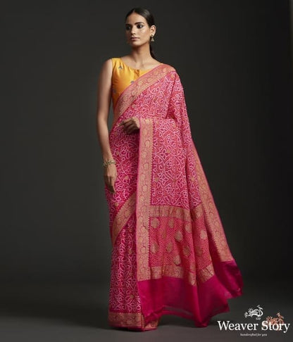 Handwoven_Banarasi_Bandhej_Saree_in_Pink_color_WeaverStory_02