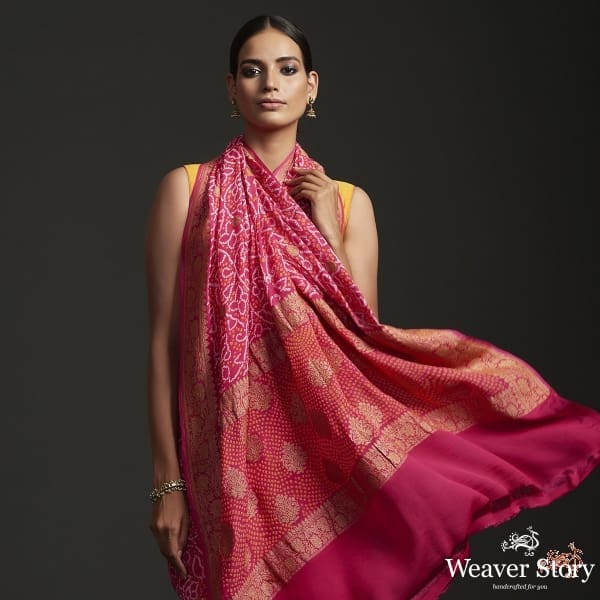 Handwoven_Banarasi_Bandhej_Saree_in_Pink_color_WeaverStory_01