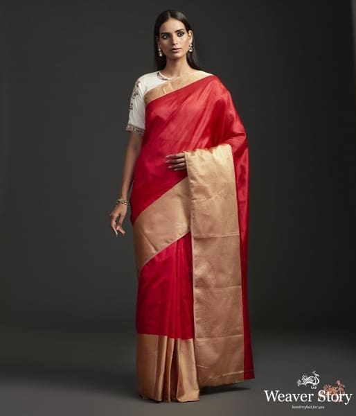 Handwoven_Red_plain_silk_saree_with_heavy_gold_border_WeaverStory_02