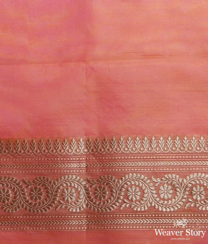 Handwoven_Banarasi_Kora_silk_saree_in_dual_tone_Orange_and_Peach_WeaverStory_05