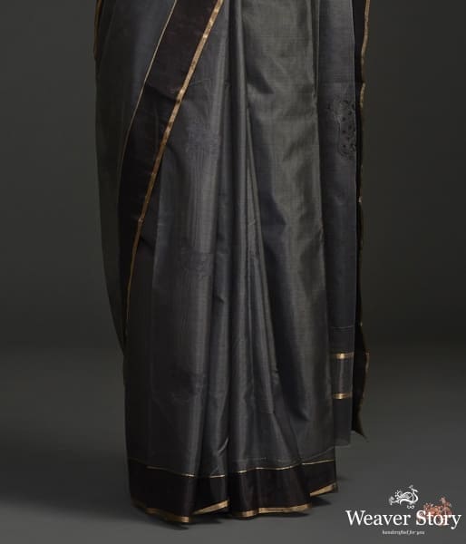 Handwoven_Grey_black_chanderi_cotton_silk_saree_with_nandi_motif_WeaverStory_04