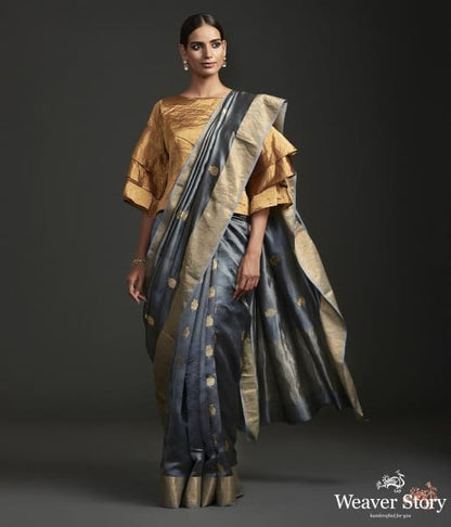 Handwoven_grey_Chanderi_silk_saree_with_meenakari_anaar_motif_WeaverStory_02