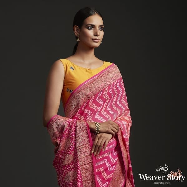 Handwoven_Banarasi_georgette_saree_with_rye_bandhej_WeaverStory_01