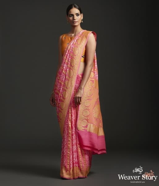 Handwoven_Banarasi_Bandhej_Saree_in_peach_WeaverStory_02