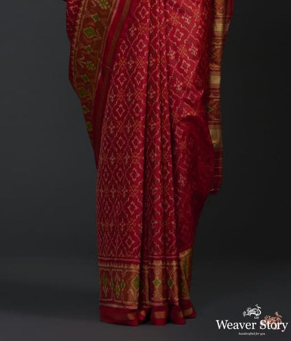 Red_single_ikat_patola_saree_with_tissue_border_WeaverStory_04