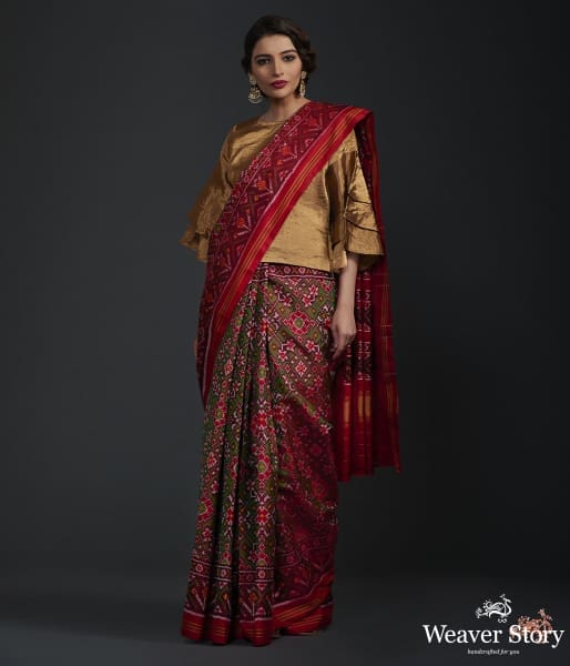 Pure_silk_Gujarat_Patola_saree_in_green_and_red_traditional_design_WeaverStory_02