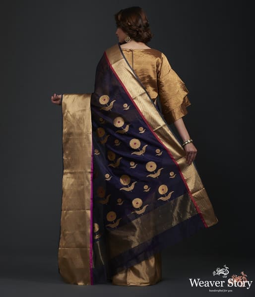 Purple_silk_chanderi_saree_with_heavy_pallu_WeaverStory_03