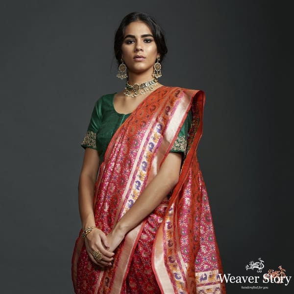 Handwoven_Banarasi_Patola_Saree_in_pink_with_intricate_meenakari_work_WeaverStory_01