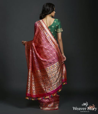 Handwoven_Banarasi_Patola_Saree_in_pink_with_intricate_meenakari_work_WeaverStory_03