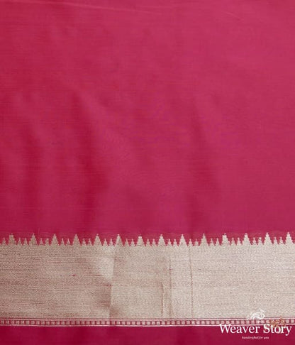 Handwoven_Banarasi_kimkhab_saree_with_intricate_meenakari_WeaverStory_05