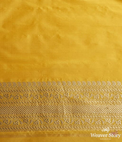 Yellow_kadhwa_jangla_with_intricate_floral_jaal_WeaverStory_05