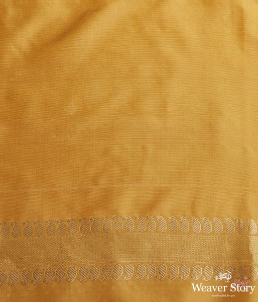 Mustard_kadhwa_banarasi_saree_with_kairi_boota_WeaverStory_05