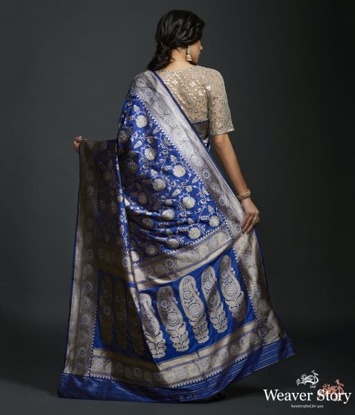 Royal_Blue_sona_rupa_kadhwa_jangla_with_intricate_floral_jaal_and_kairi_on_pallu_WeaverStory_03