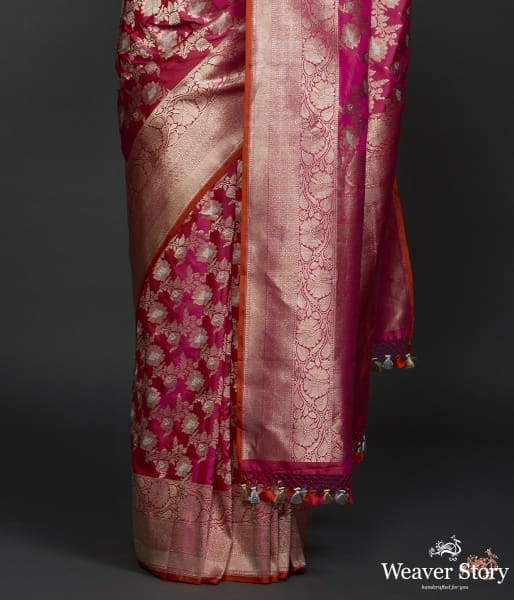 Pink_Dual_tone_sona_rupa_kadhwa_jangla_with_intricate_floral_jaal_WeaverStory_04