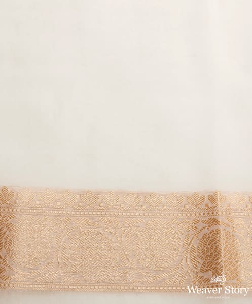 Ivory_and_gold_banarasi_kora_saree_with_beldar_border_and_kadhwa_booti_WeaverStory_05