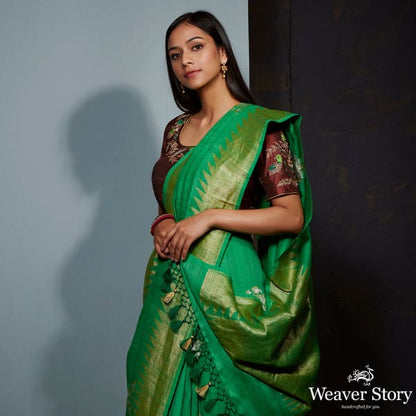 Green_tusser_silk_and_georgette_saree_with_sona_rupa_zari_boota_WeaverStory_01