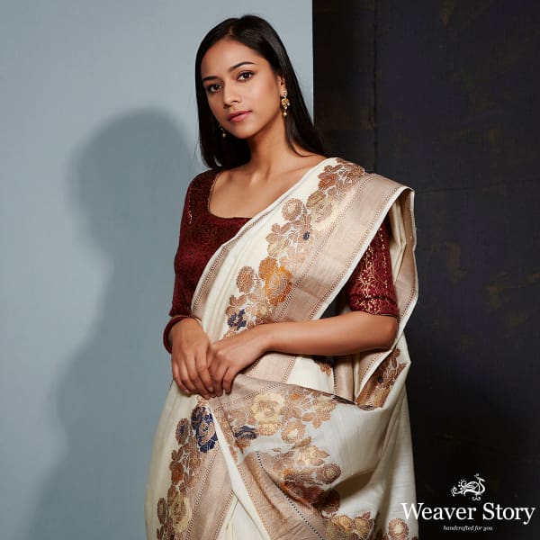 Offwhite_munga_silk_saree_with_floral_meenakari_border_WeaverStory_01