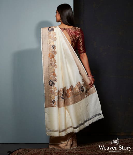 Offwhite_munga_silk_saree_with_floral_meenakari_border_WeaverStory_03