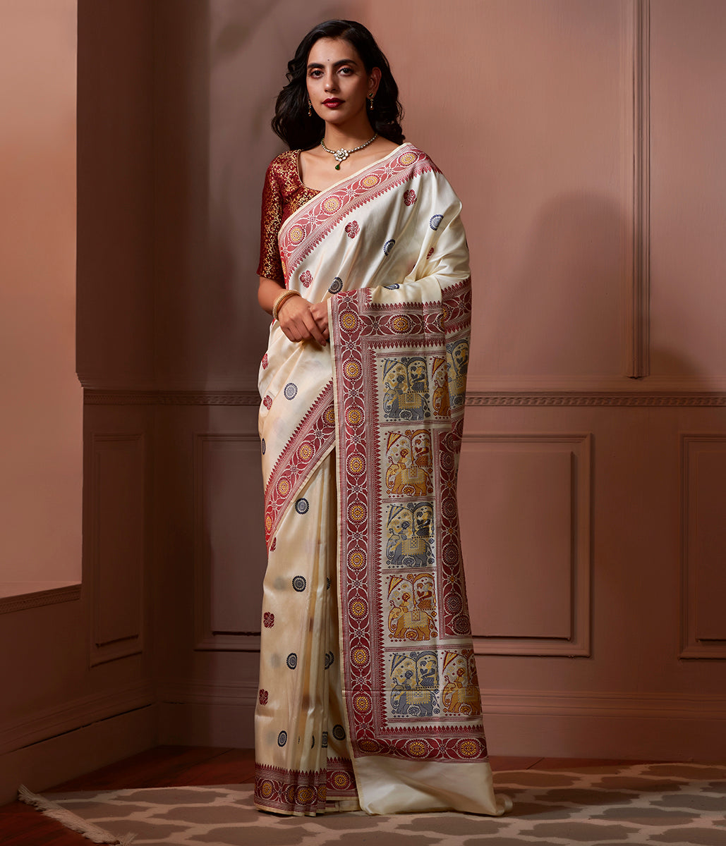 Banaras_Baluchari_saree_in_Offwhite_with_an_elaborate_elephant_pallu_WeaverStory_02