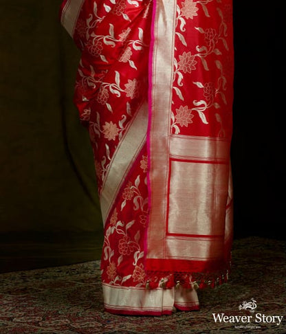 Bright_red_sona_rupa_banarasi_saree_with_floral_jaal_and_meenkari_detailing_WeaverStory_04