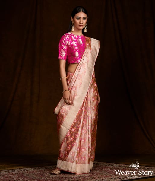 Handwoven_Beige_and_Pink_Dual_Tone_Tanchui_Saree_with_Kadhwa_Border_and_Floral_Motifs_WeaverStory_02