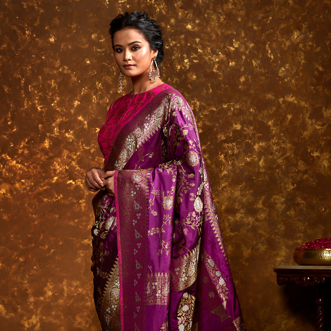 Pink_and_Purple_Dual_Tone_Kadhwa_Jangla_WeaverStory_01