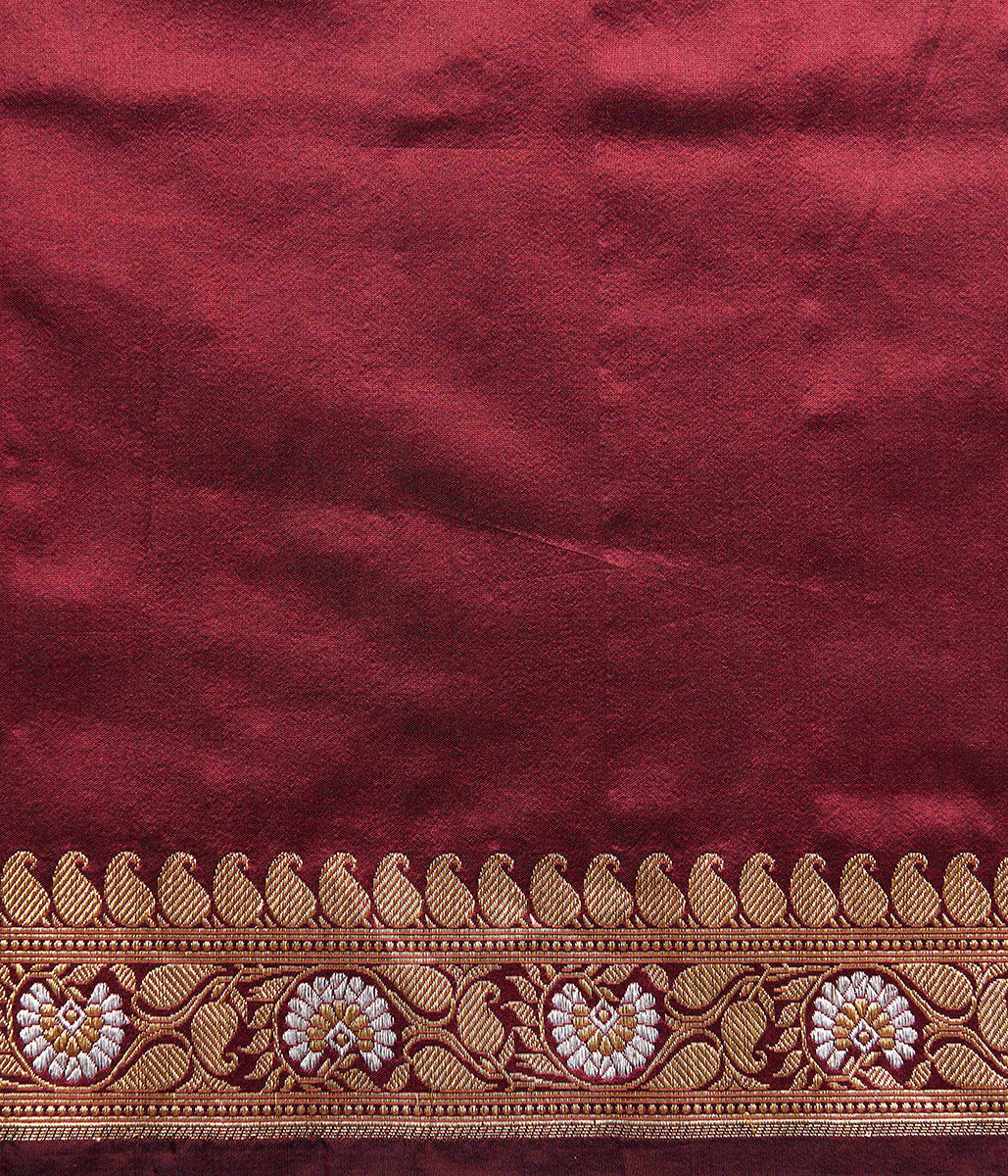 Handwoven_Banaras_Baluchari_in_Mahroon_with_Zari_WeaverStory_05