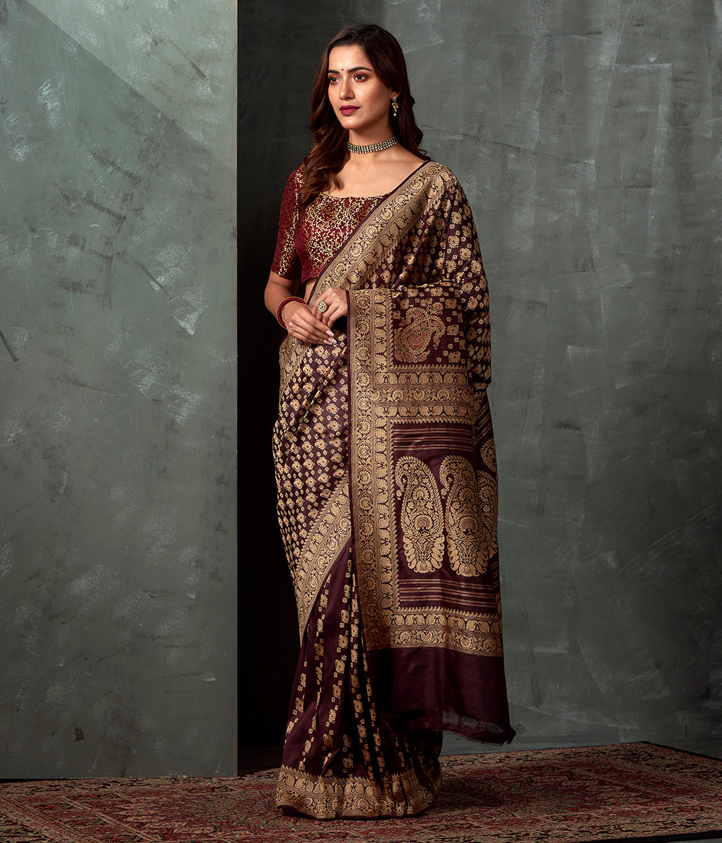 Handwoven_Banaras_Baluchari_in_Brown_with_Kairi_and_Koniya_WeaverStory_02