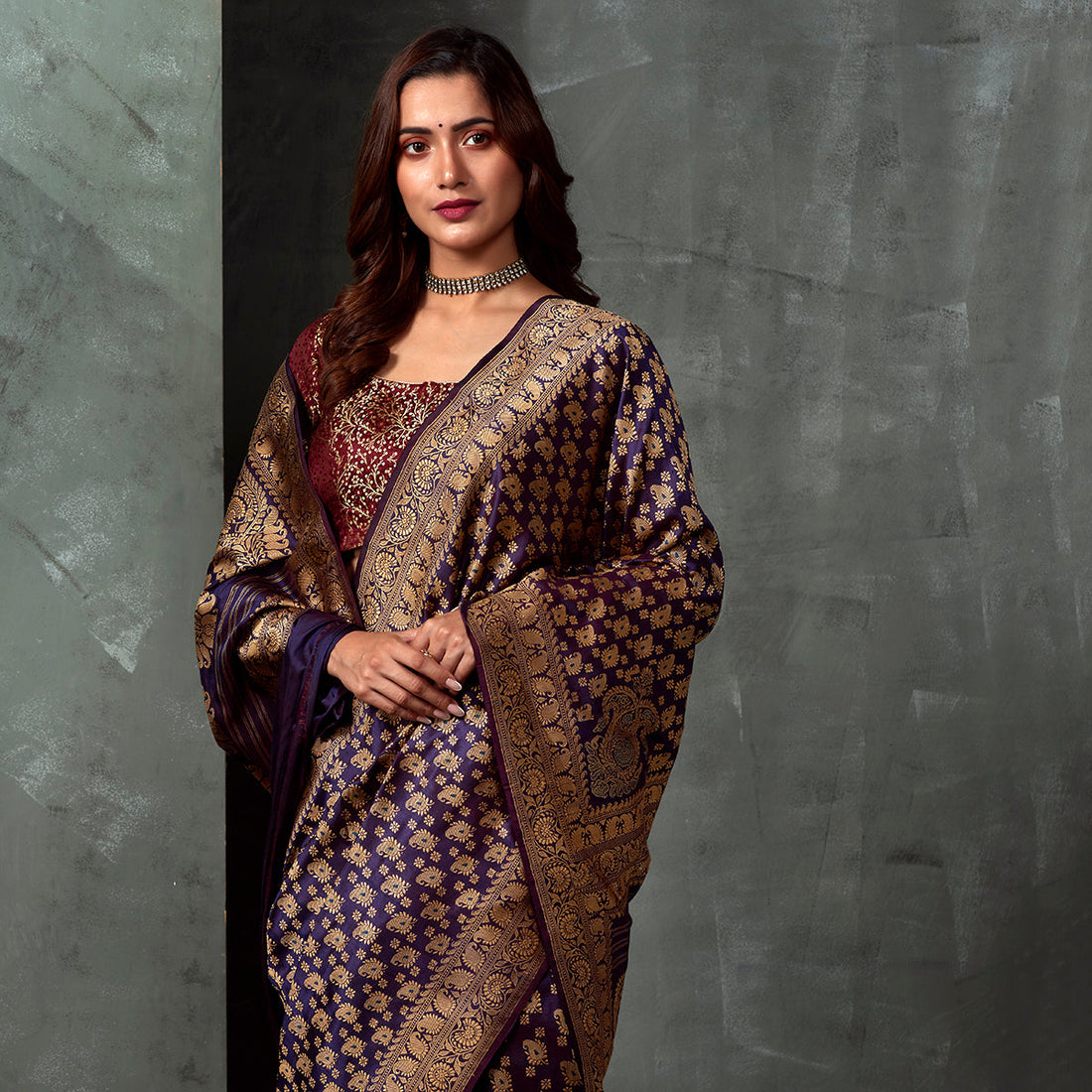 Handwoven_Banaras_Baluchari_in_Deep_Purple_with_Kairi_and_Koniya_WeaverStory_01