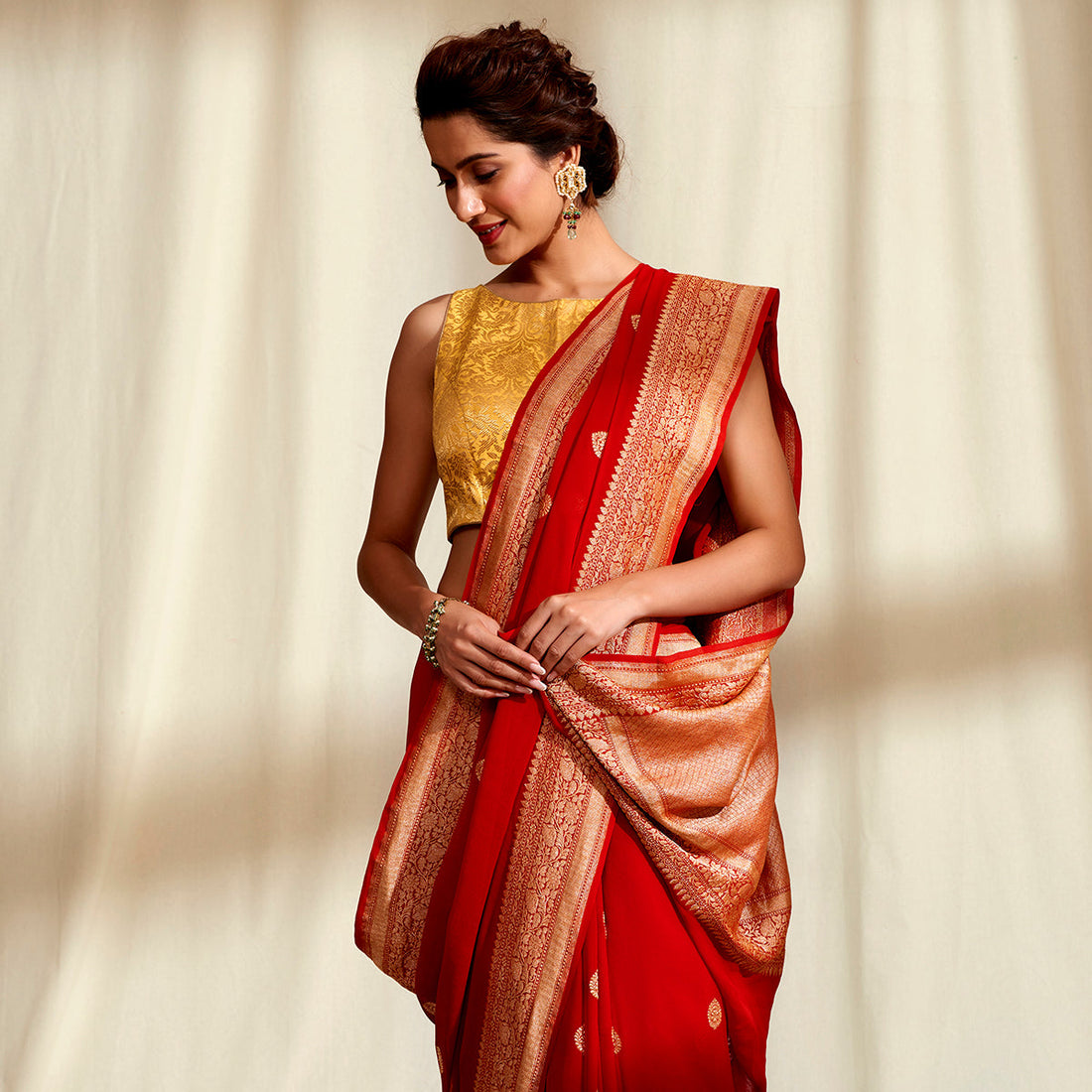 Handwoven_Banarasi_Georgette_Saree_in_Red_with_Kadhwa_Booti_WeaverStory_01