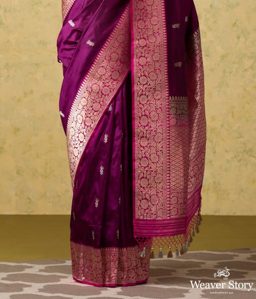 Handwoven_Purple_Katan_Silk_Banarasi_with_Kadhwa_Booti_and_Pink_Floral_Border_WeaverStory_04