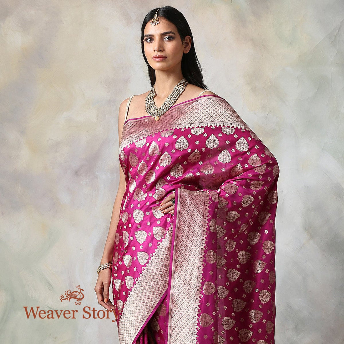 Handwoven_Purple_Katan_Silk_Saree_with_Cutwork_Booti_WeaverStory_01