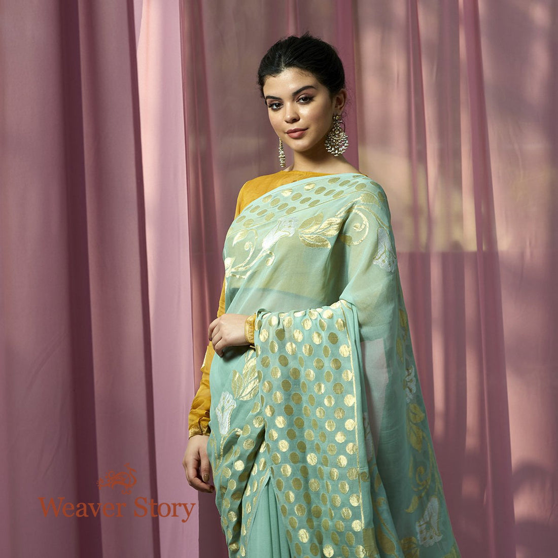 Handloom_Light_Blue_Sona_Rupa_Banarasi_Georgette_Saree_WeaverStory_01