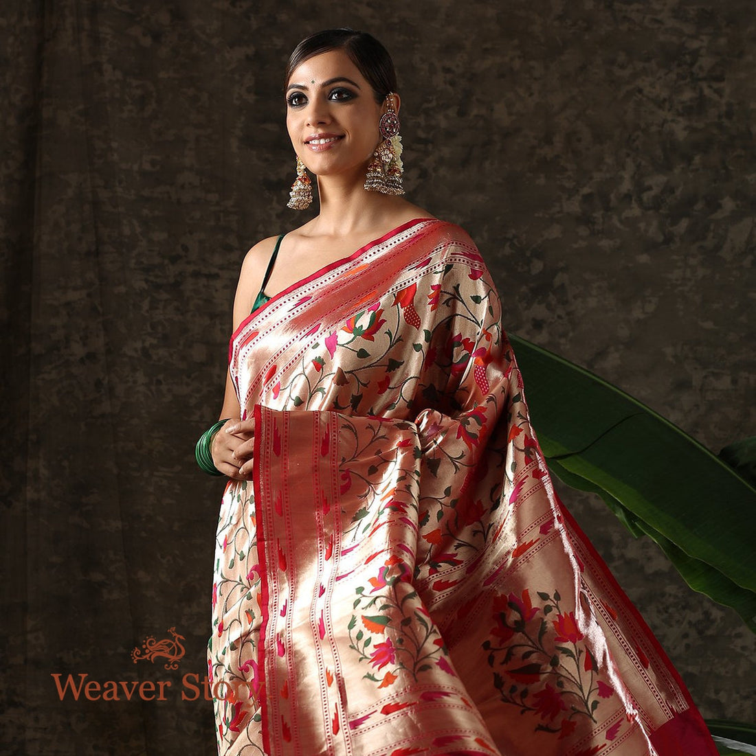 Handwoven_Red_Banarasi_Paithani_Saree_with_Meenakari_WeaverStory_01