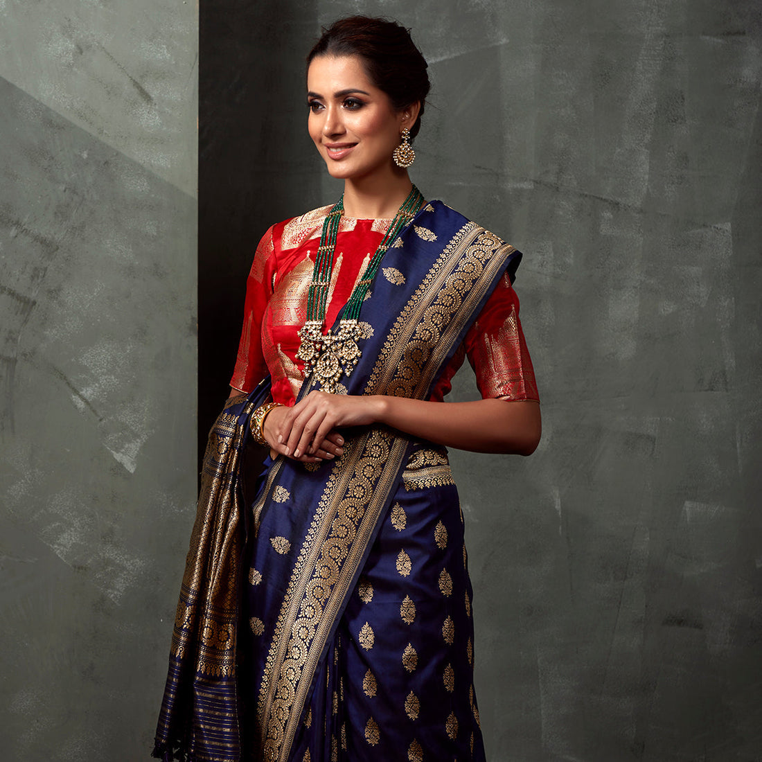 Handwoven_Blue_Kadhwa_Booti_Saree_WeaverStory_01