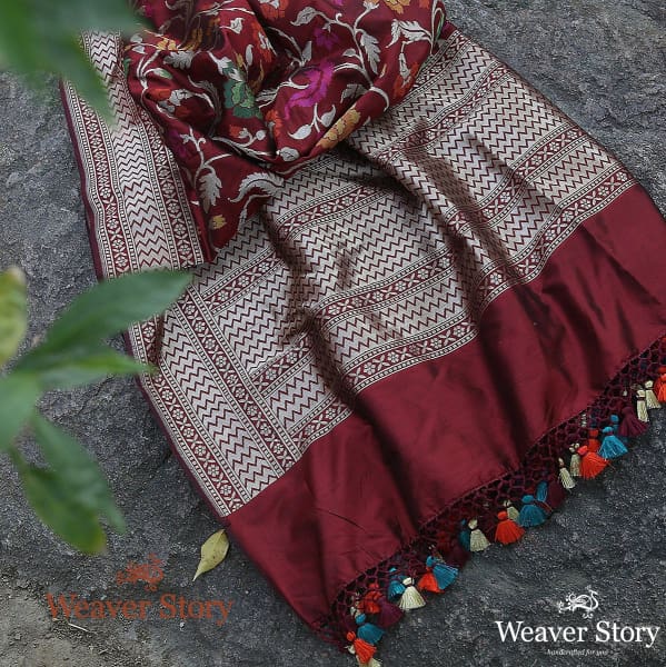 Handwoven_Maroon_Banarasi_Jangla_Dupatta_with_Meenakari_WeaverStory_01