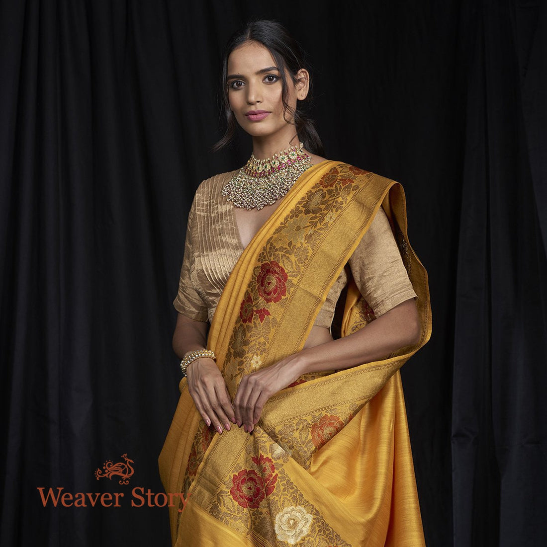 Handwoven_Munga_Saree_with_Meenakari_Floral_Border_WeaverStory_01